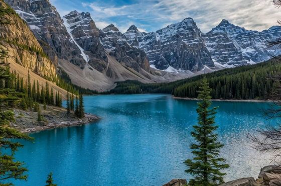 4-Day Canadian Tour from Vancouver · Kamloops, Yoho National Park, Banff National Park, Johnston Canyon and Okanagan Lake